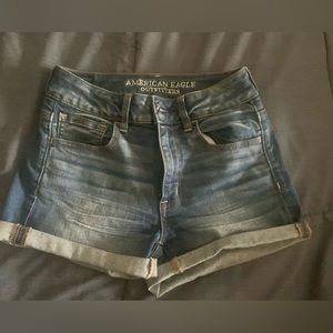 Excellent pre-owned denim shorts from American Eagle (AE)